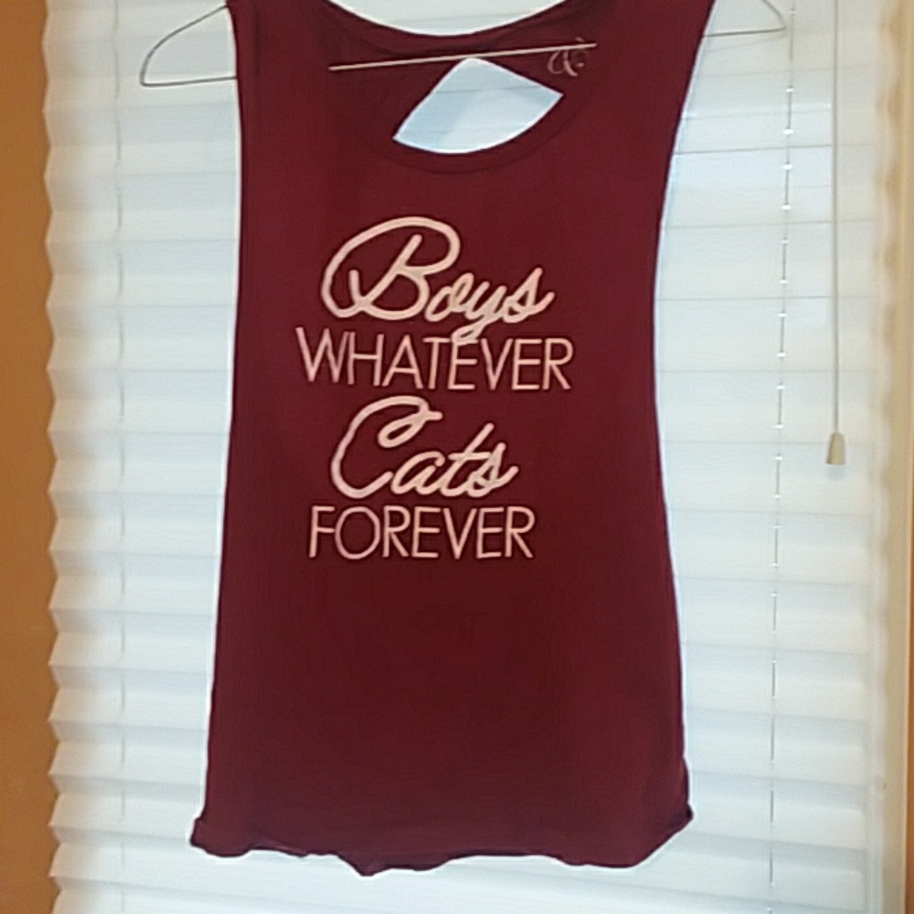 Juniors sleeveless thin top